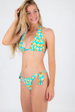 Load image into Gallery viewer, Model Front: Rio De Sol Bottom Bottom Dubai Italy