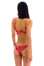 Load image into Gallery viewer, Model Back: Rio De Sol Bottom Bottom Wildflowers Lisboa