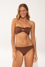 Load image into Gallery viewer, Model Front: Wednesday In Hawaii By Rio De Sol Top Top Coco Lani