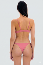 Load image into Gallery viewer, Model Back: Rio De Sol Top Top Confetti Mila