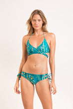 Load image into Gallery viewer, Image 09: Rio De Sol Top Top Rain Kate