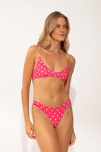 Load image into Gallery viewer, Image 05: Wednesday In Hawaii By Rio De Sol Set Set Kiko-Guava Hana Sunset