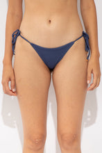 Load image into Gallery viewer, Gallery: Rio De Sol Bottom Bottom Carmel-Blue Lacinho