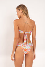 Load image into Gallery viewer, Model Back: Rio De Sol Set Set Ditsy-Sky Mavi Baobi