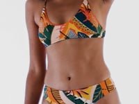 Load and play video in Gallery viewer, Video: Rio De Sol Top Top El-Arco Bralette