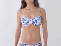 Load and play video in Gallery viewer, Video: Rio De Sol Top Top Pua-Pacifica Coral