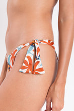 Load image into Gallery viewer, Image 06: Rio De Sol Bottom Bottom Kauai Italy