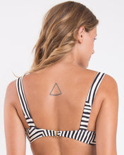 Load image into Gallery viewer, Image 05: Rio De Sol Top Top Collage Amelia