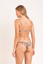 Load image into Gallery viewer, Model Back: Rio De Sol Set Set Leopard Balconet-Tie Italy

