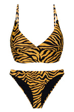 Load image into Gallery viewer, Product Front: Rio De Sol Set Set Wild-Orange Tri-Tank Comfy
