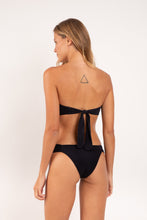Load image into Gallery viewer, Model Back: Rio De Sol Set Set Malibu-Black Mavi Baobi
