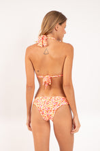 Load image into Gallery viewer, Model Back: Rio De Sol Top Top Ditsy-Butter Mel
