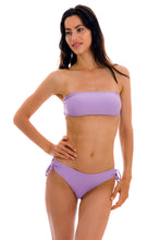 Load image into Gallery viewer, Model Front: Rio De Sol Set Set Uv-Harmonia Bandeau-Reto Madrid
