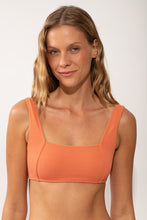 Load image into Gallery viewer, Gallery: Rio De Sol Top Top Sand-Argila Mary
