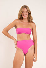 Load image into Gallery viewer, Bottom Fluity-Amor Hotpants
