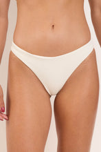 Load image into Gallery viewer, Bottom Sand-Chantilly Essential-Comfy
