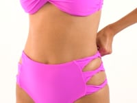 Load and play video in Gallery viewer, Video: Rio De Sol Set Set Vita-Pink Twist Highwaist-Spin
