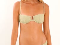 Load and play video in Gallery viewer, Video: Rio De Sol Set Set Brisa-Pistache Juliette Essential
