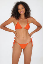 Load image into Gallery viewer, Image 04: Rio De Sol Set Set Paprica Tri-Rope Cheeky-Rope
