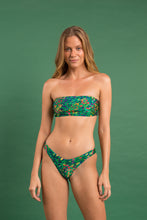 Load image into Gallery viewer, Image 11: Rio De Sol Set Set Wilds Bandeau-Reto Highleg

